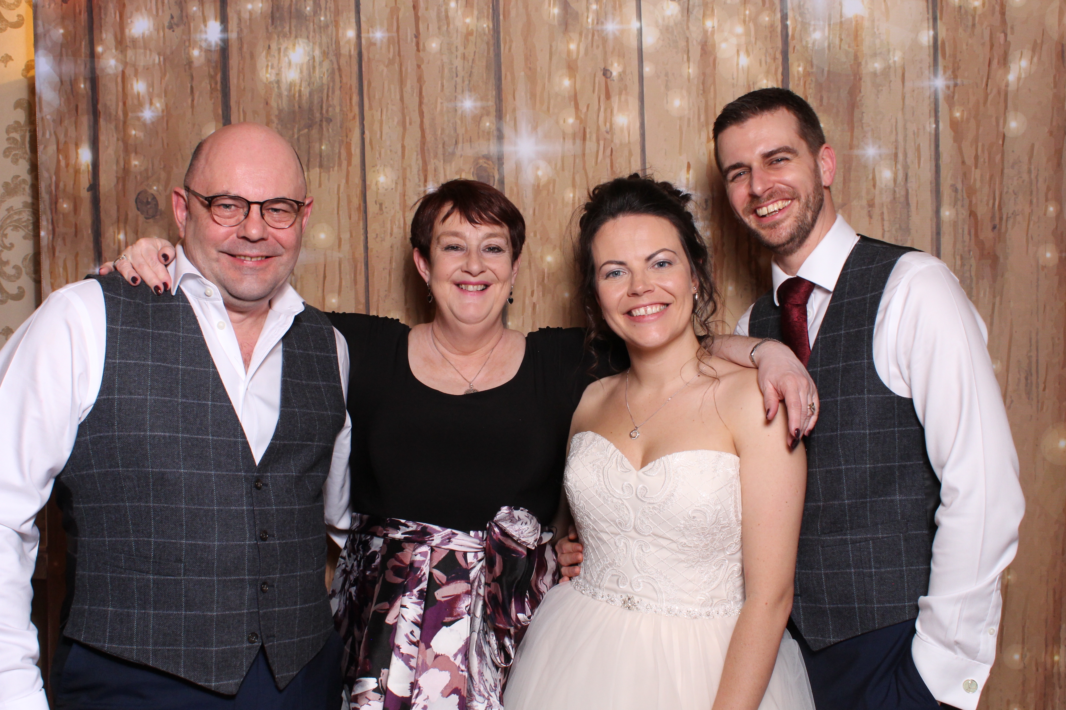 Mr & Mrs Sewell  | View more photos from the event at gallery.magicimages.uk/u/MagicImages/Mr-Mrs-Sewell